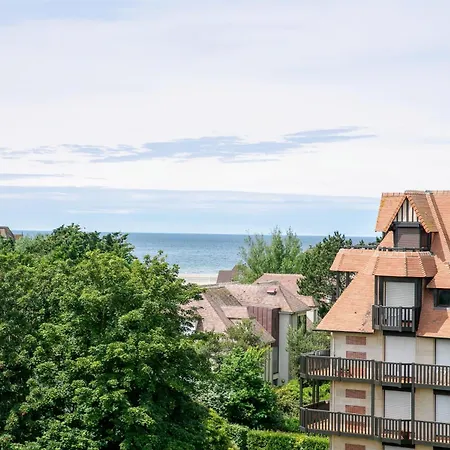 Apartment Rooftop Sea View T4 *