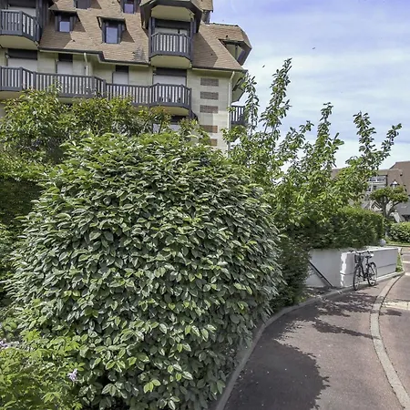 Apartment Rooftop Sea View T4 Deauville